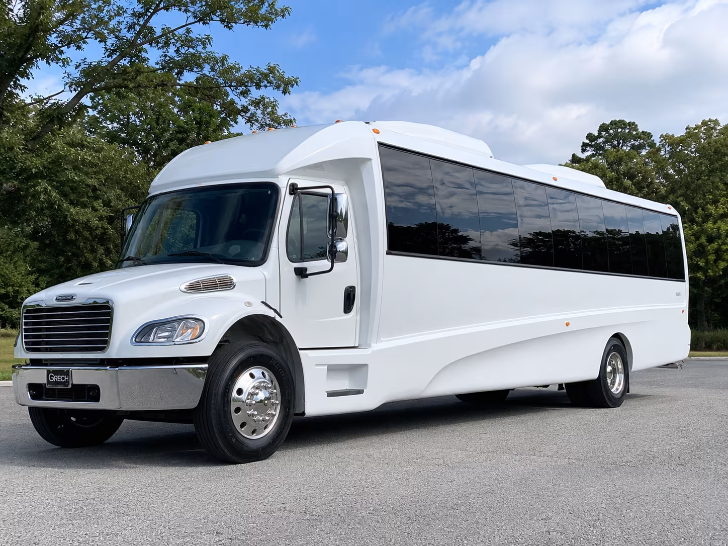 party buses from puyallup gig harbor and lakewood to downtown tacoma